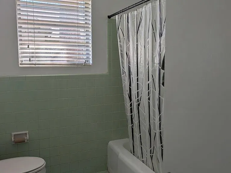 235 Burgin Ave — Photo 9