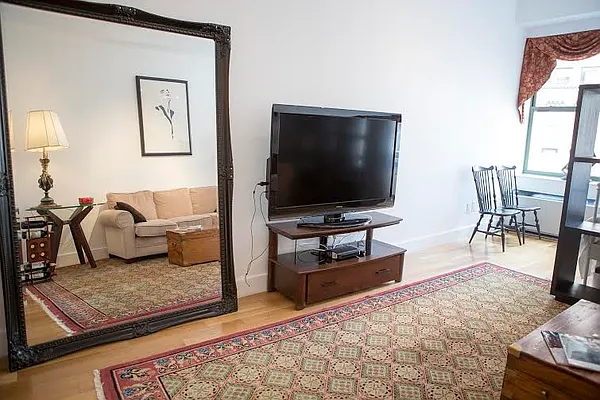 Rented by Winzone Realty Inc | media 6