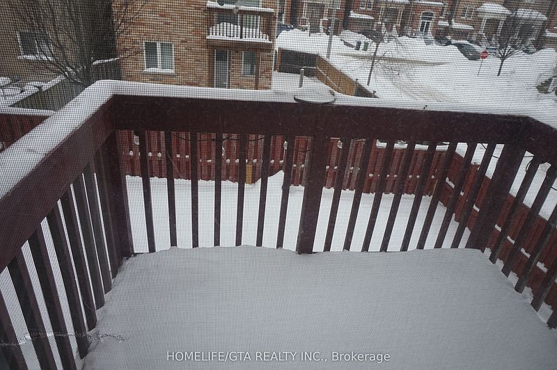 Toronto House for rent - 4 Bedrooms — photo 11