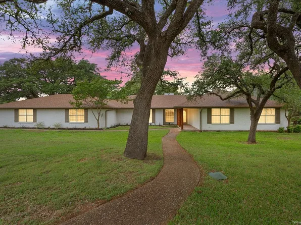 153 Eagle Canyon Dr, China Spring, TX 76633