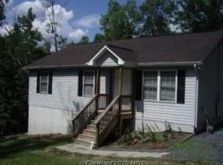 129 Walker Farm Dr, Front Royal, VA 22630