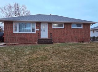 11005 Kader Dr, Parma, OH