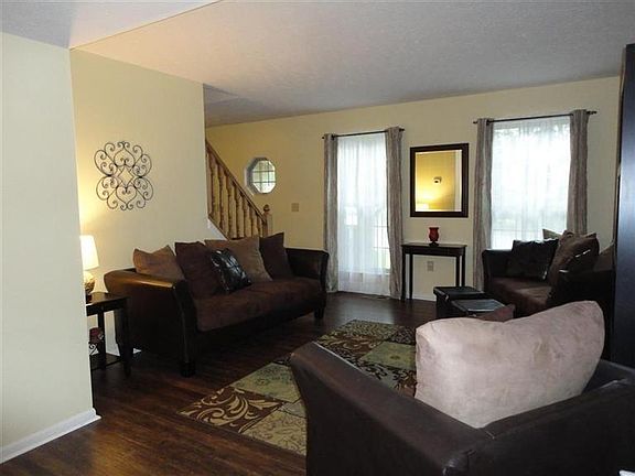 5th image of 914 Evergreen Park Ln