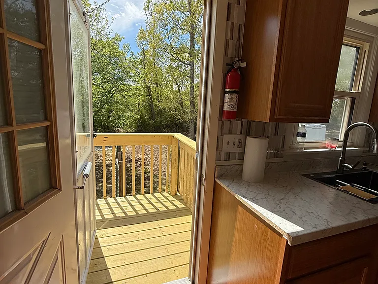 84 Seabreeze Rd #1 — Photo 9