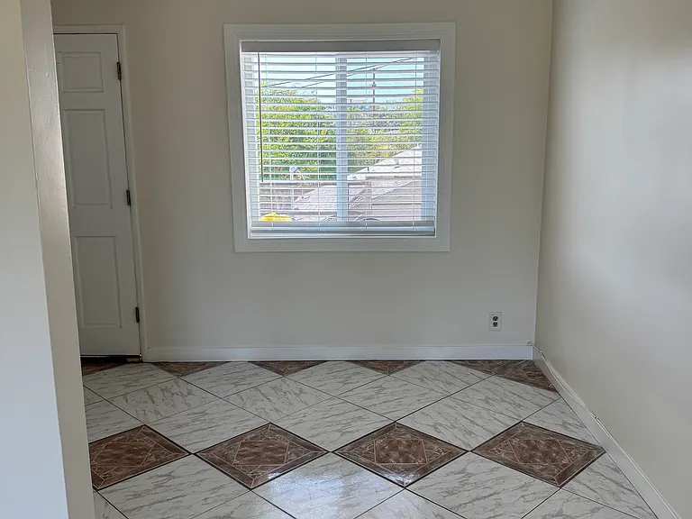 505 S Lake St #3 — Photo 6