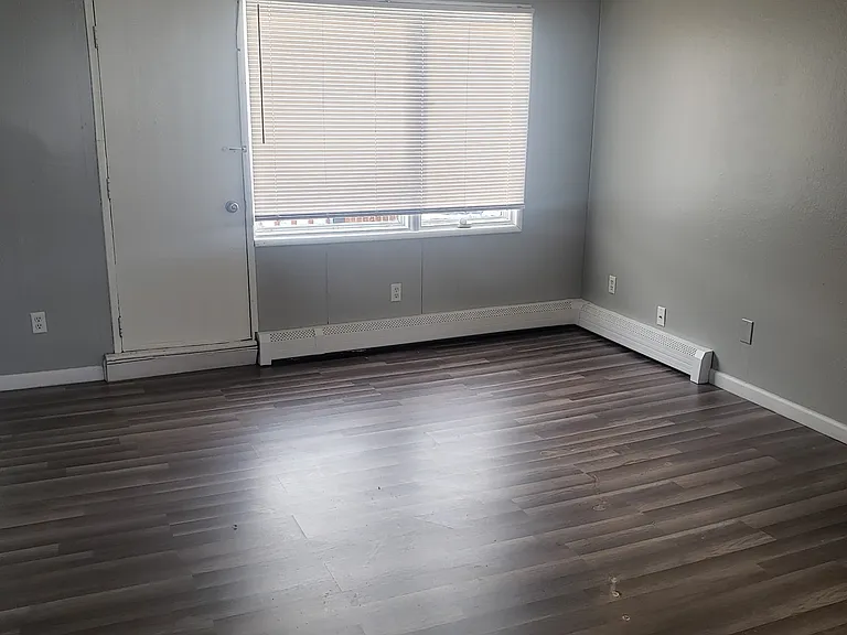 532 N Bunn St #6 — Photo 2