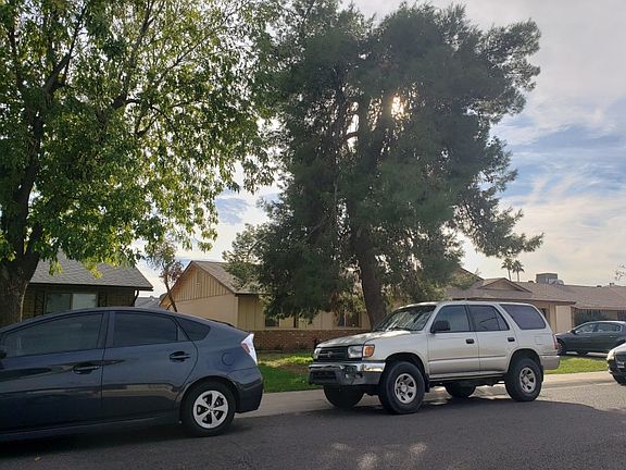 3rd image of 4407 W Garden Dr