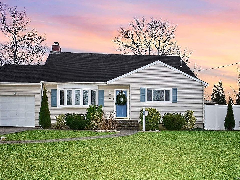 1st image of 24 Southwood Lane