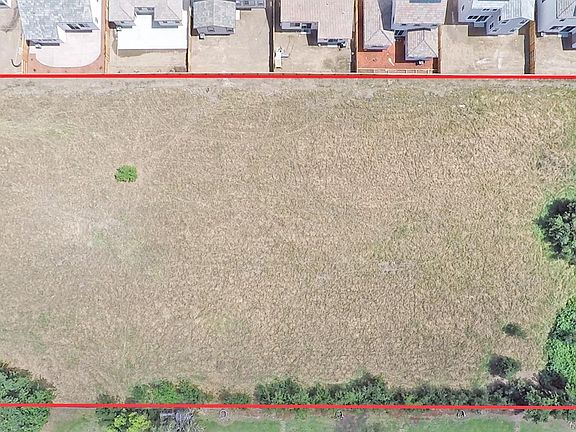 2nd image of 3840 Sharon Ave
