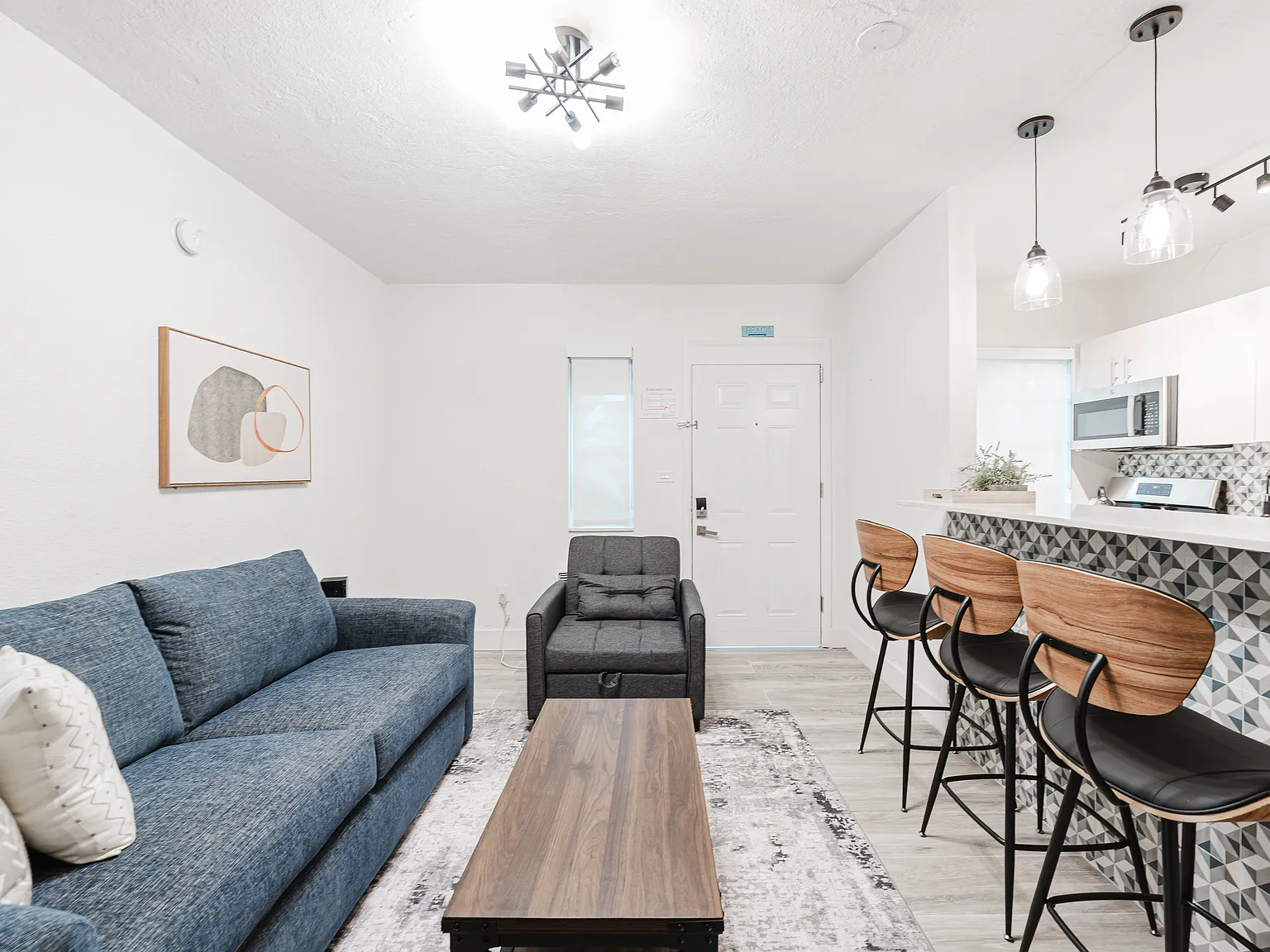 1 bed, 680 sqft, $2,600 — Photo 2