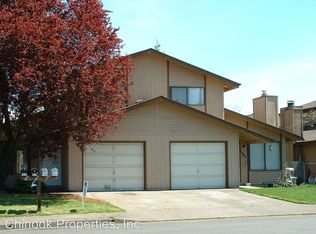1380 Q St, Springfield, OR 97477