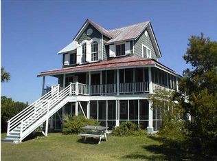 853 Middle St, Sullivans Island, SC 29482