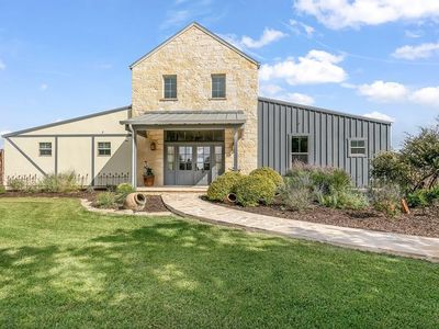 102 Scenic Outlook Trl, Fredericksburg, TX, 78624