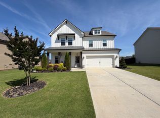 169 Logan Pass Dr, Loganville, GA 30052