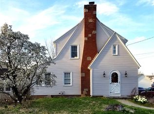 35 Stannard Ave, Branford, CT 06405