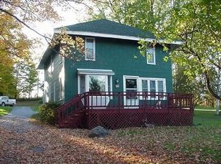 2702 Dugway Rd, Moriah, NY 12960