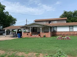 301 N Park Ave, England, AR 72046