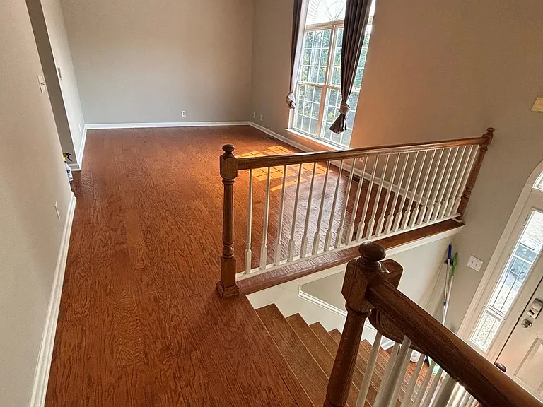 5772 Amalie Dr — Photo 8