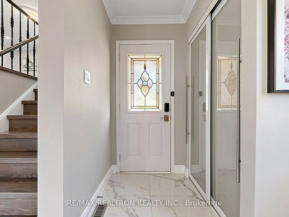 2nd image of 21 Rainsford Rd