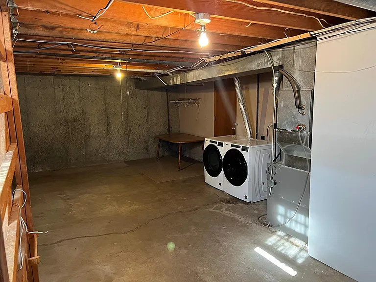 9026 Lemona Dr — Photo 13