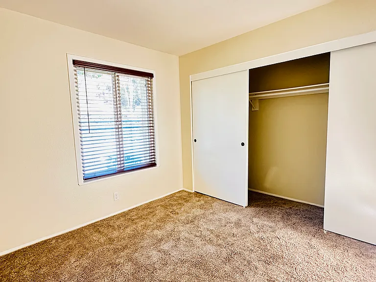 8811 Gilman Dr #D — Photo 24