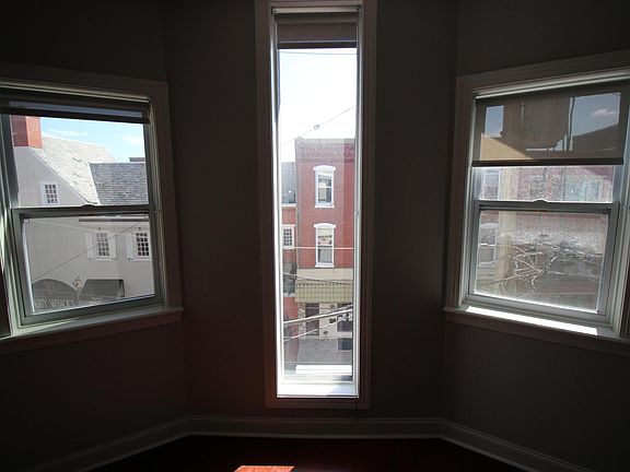 4th image of 602 S 2nd St APT 10