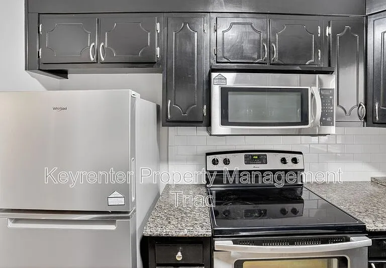 2317 Patriot Way #C — Photo 7