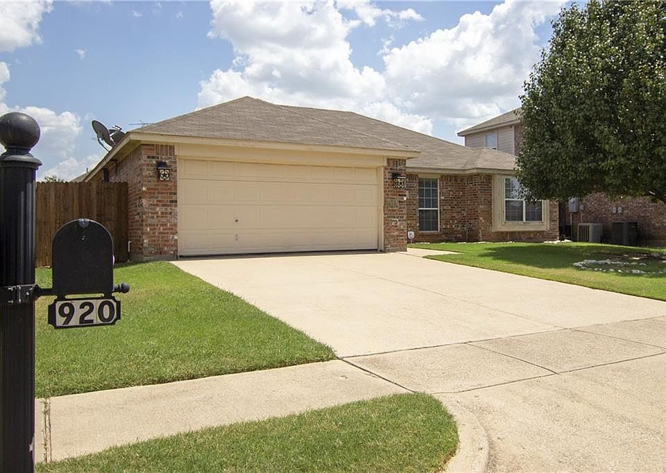 1st image of 920 Crowder Dr