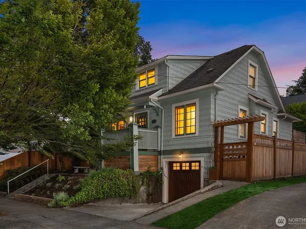 207 25th Avenue, Seattle, WA 98122
