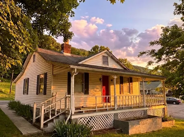 4525 Old Broadway St, Knoxville, TN 37918
