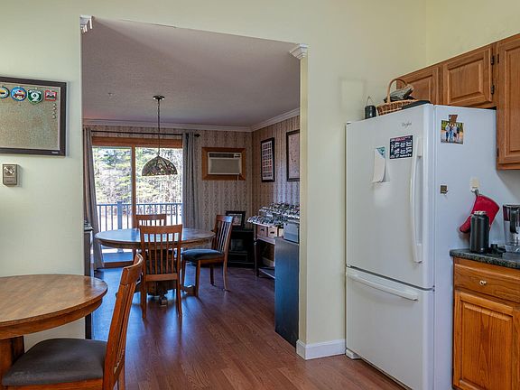 5th image of 15 Meadow Drive Drive #C