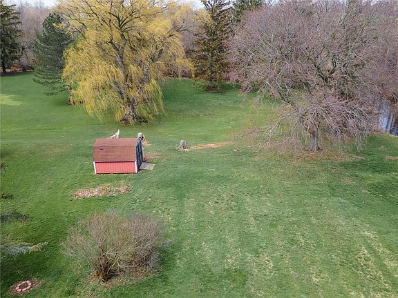 3rd image of 298 Dunbar Rd