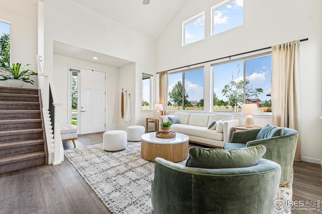 3437 Green Lake Dr