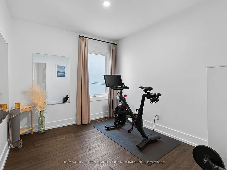 43 Helena Ave — Photo 20