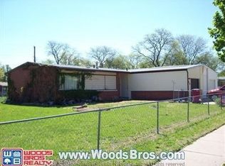 3830 NW 50th St, Lincoln, NE 68524