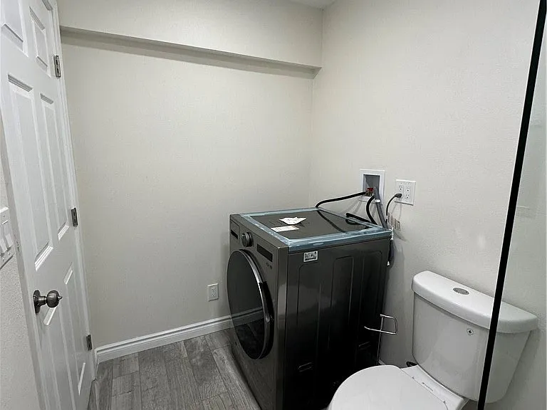 20655 Lemmer St #20655 — Photo 2
