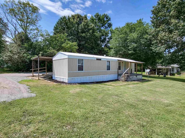 31 Thompson Ln, Rogersville, AL 35652