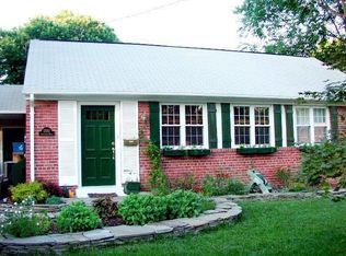 1700 Jamestown Rd, Alexandria, VA 22308