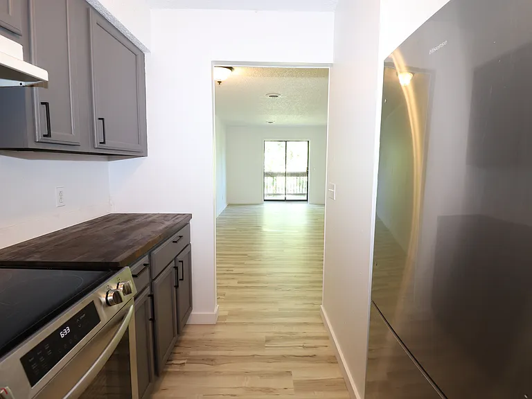 122 Fairway Ave #124 — Photo 13