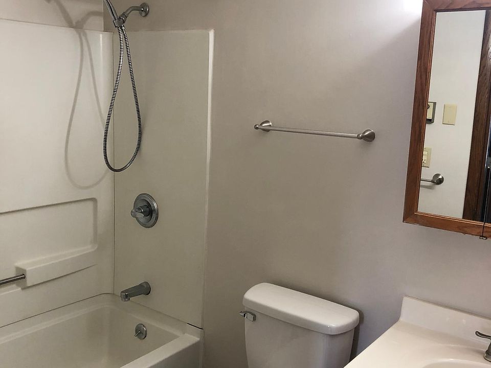 2nd image of 163 E Main St APT 2
