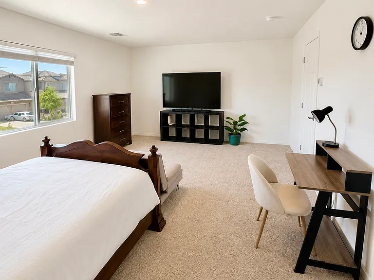 Spacious master bedroom