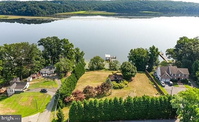 1st image of 54 Shady Ln