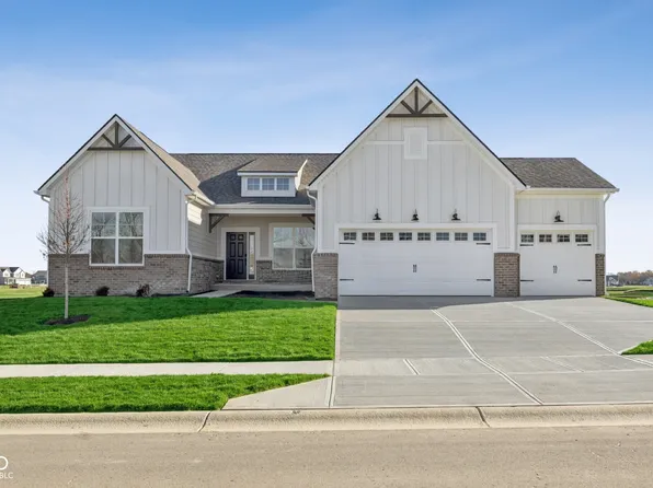 3693 Hayden Valley Dr, Bargersville, IN 46106