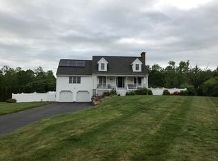 235 Legate Hill Rd, Leominster, MA 01453