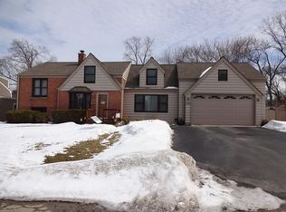 4517 Sterling Rd, Downers Grove, IL 60515