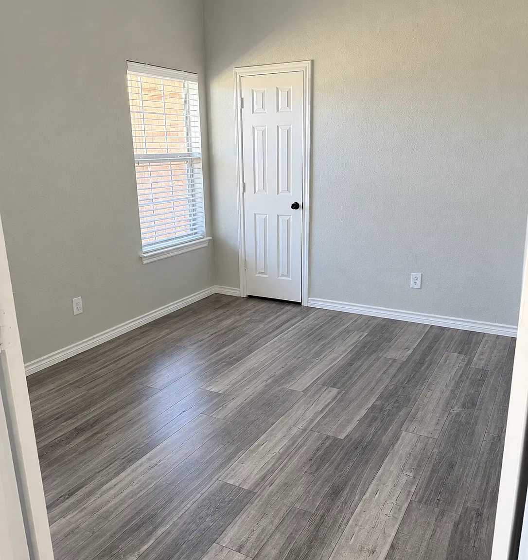 4 bed, 1730 sqft, $1,950 — Photo 4