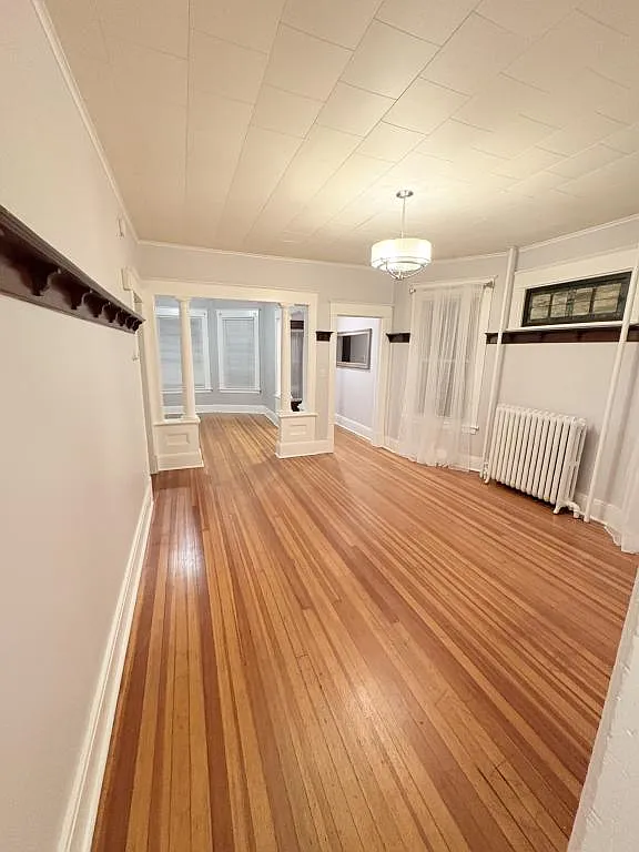 52 Grove Ave — Photo 4