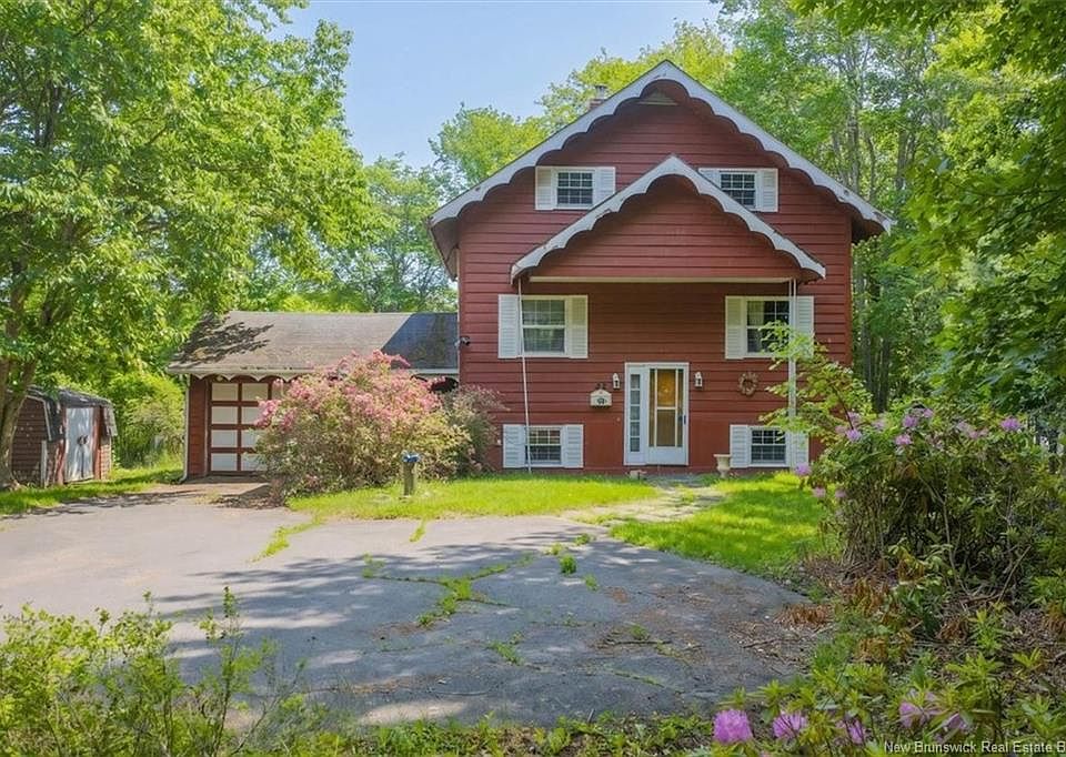 1st image of 38 Maple Grove Ct