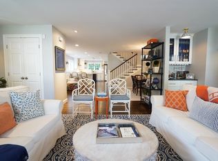 10 Durant Rd, Wellesley, MA 02482