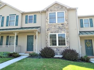 74 Gable Dr, Myerstown, PA 17067